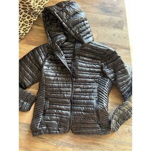 patagonia ultralight down jacket hoodie womens L black goose full zip BROKE ZIP